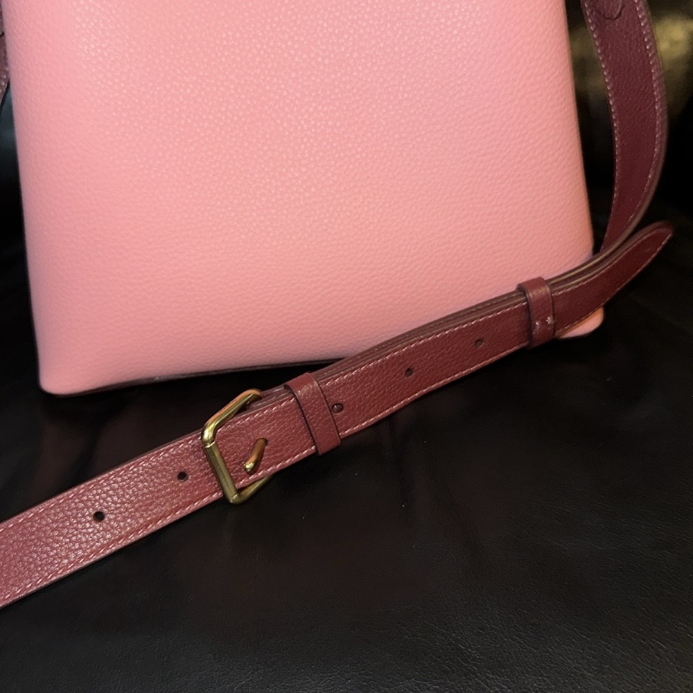 🔥🔥🔥Coach Willow Bucket Bag Pink Leather Crossbody Bag - Picture 10 of 13